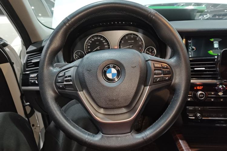 Used BMW X3 2014 xDrive20i X Design Package Steering Wheel