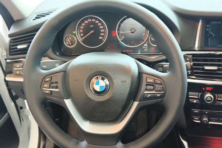Used BMW X3 2014 xDrive20i X Design Package Steering Wheel
