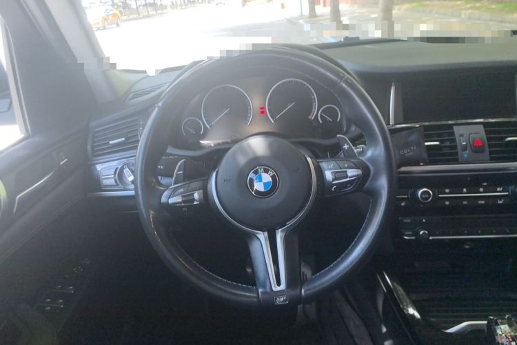 Used BMW X3 2014 xDrive28i X Design Package Steering Wheel