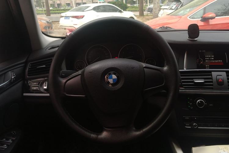 Used BMW X3 2014 xDrive20i Leading Model Steering Wheel