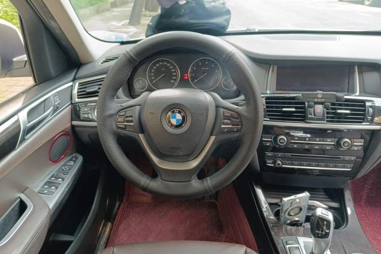 Used BMW X3 2014 xDrive20i X Design Package Steering Wheel
