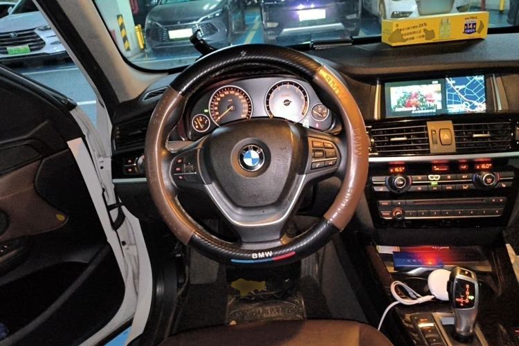 Used BMW X3 2014 xDrive20i X Design Package Steering Wheel
