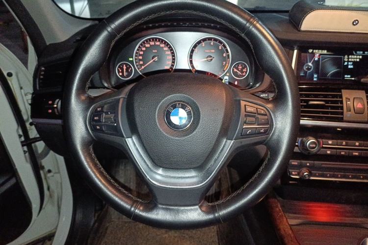 Used BMW X3 2014 xDrive20i X Design Package Steering Wheel
