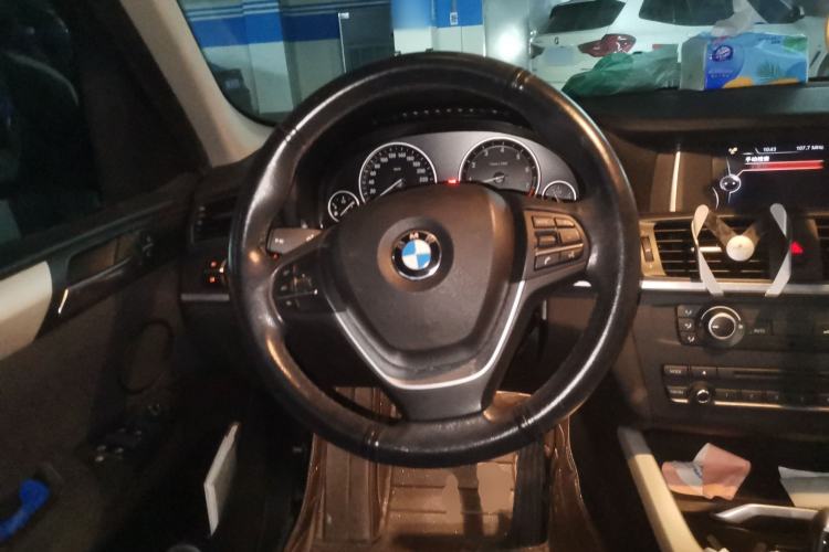 Used BMW X3 2014 xDrive20i Leading Model Steering Wheel