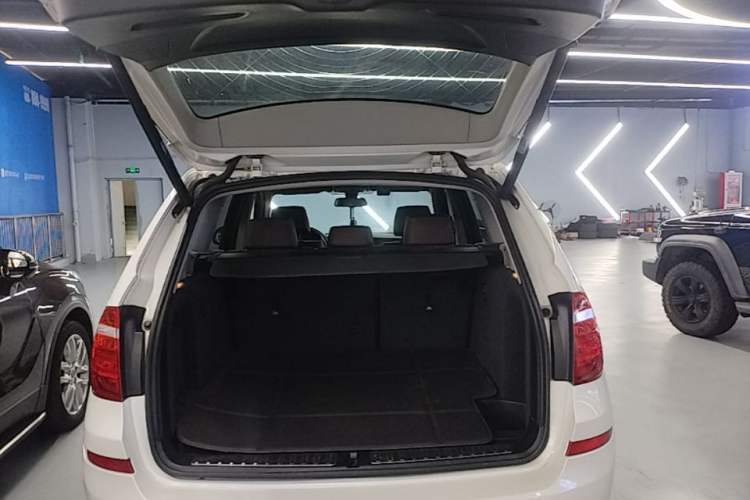 Used BMW X3 2014 xDrive20i X Design Package Trunk