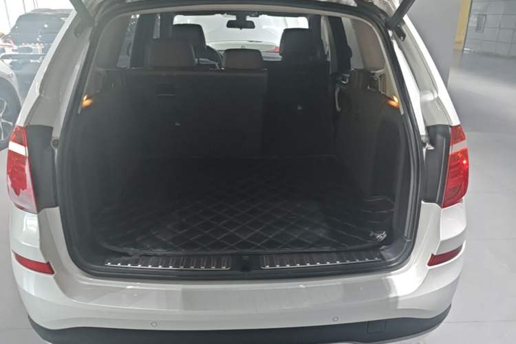 Used BMW X3 2014 xDrive20i X Design Package Trunk
