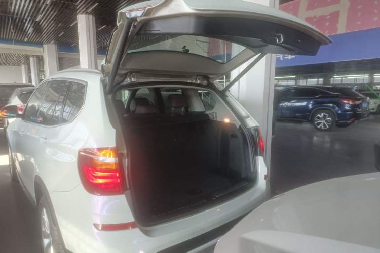 Used BMW X3 2014 xDrive20i X Design Package Trunk