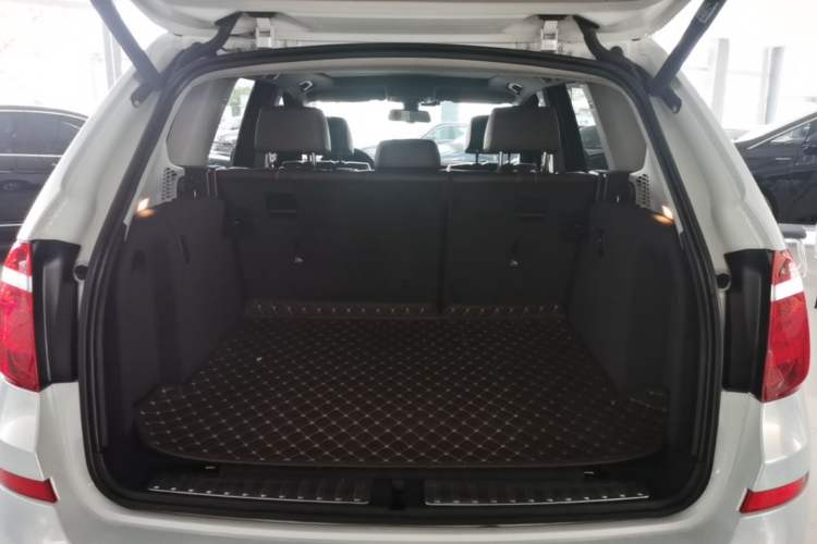 Used BMW X3 2014 xDrive20i X Design Package Trunk