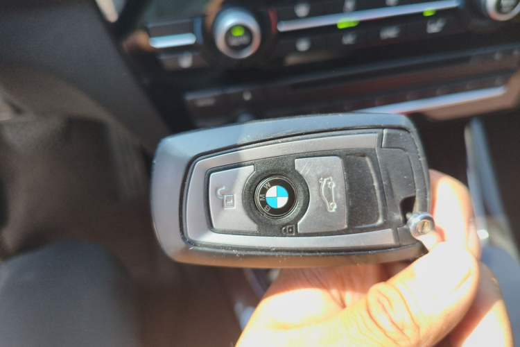 Used BMW X3 2014 xDrive20i X Design Package Vehicle Key