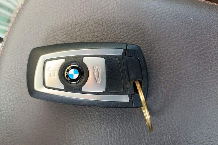 Used BMW X3 2014 xDrive28i X Design Package Vehicle Key