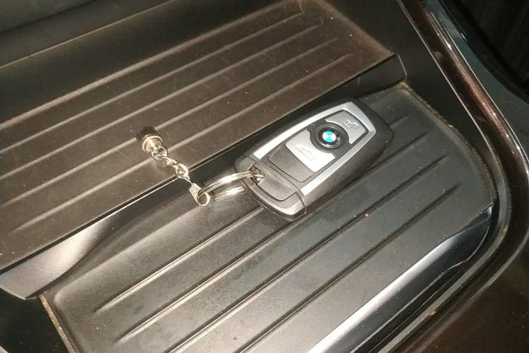 Used BMW X3 2014 xDrive20i X Design Package Vehicle Key
