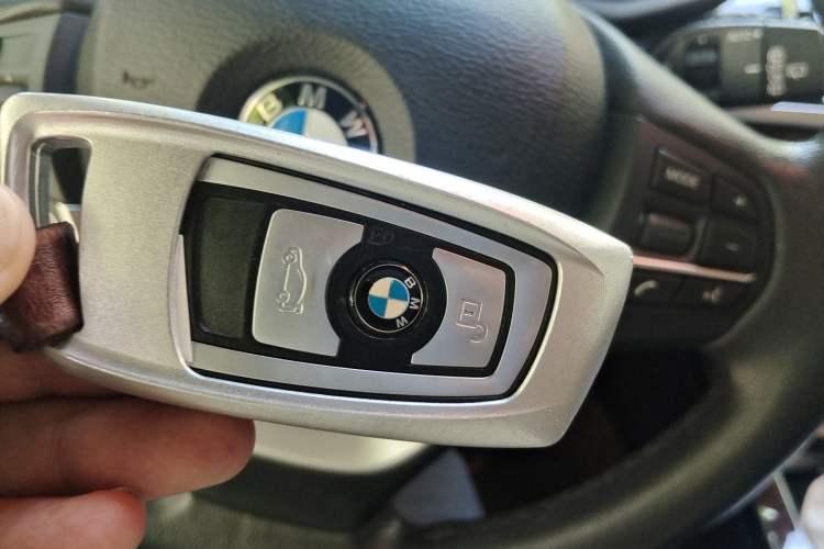 Used BMW X3 2014 xDrive20i X Design Package Vehicle Key