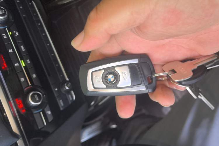 Used BMW X3 2014 xDrive28i X Design Package Vehicle Key
