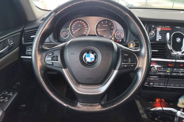 Used BMW X3 2014 xDrive20i X Design Package Steering Wheel