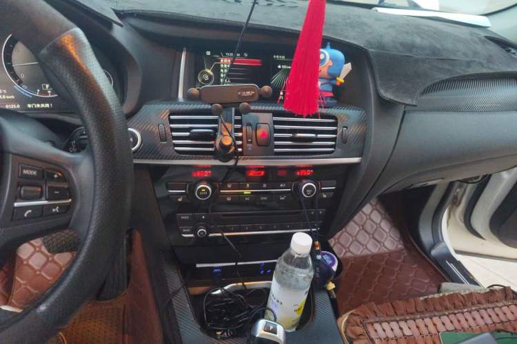 Used BMW X3  Audio And AC Panel