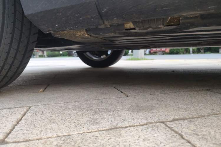 Used BMW X3  Chassis Front Left