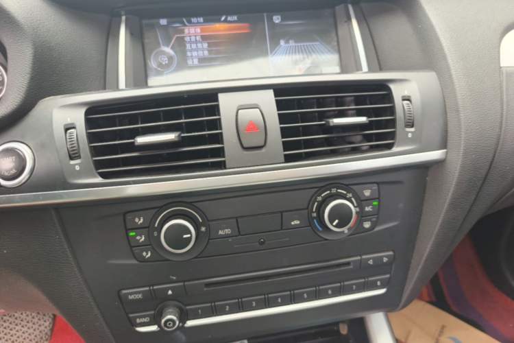 Used BMW X3 2016 sDrive20i Audio And AC Panel