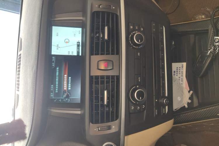 Used BMW X3 2016 sDrive20i Audio And AC Panel