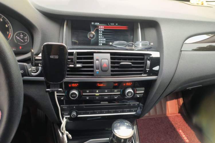 Used BMW X3 2016 xDrive20i M Sport Edition Audio And AC Panel