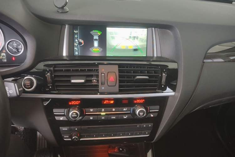 Used BMW X3 2016 xDrive20i M Sport Edition Audio And AC Panel