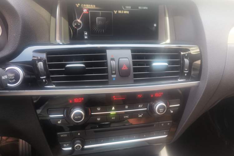 Used BMW X3 2016 sDrive20i Audio And AC Panel
