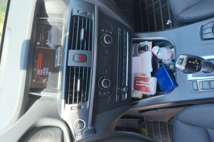 Used BMW X3 2016 sDrive20i Audio And AC Panel