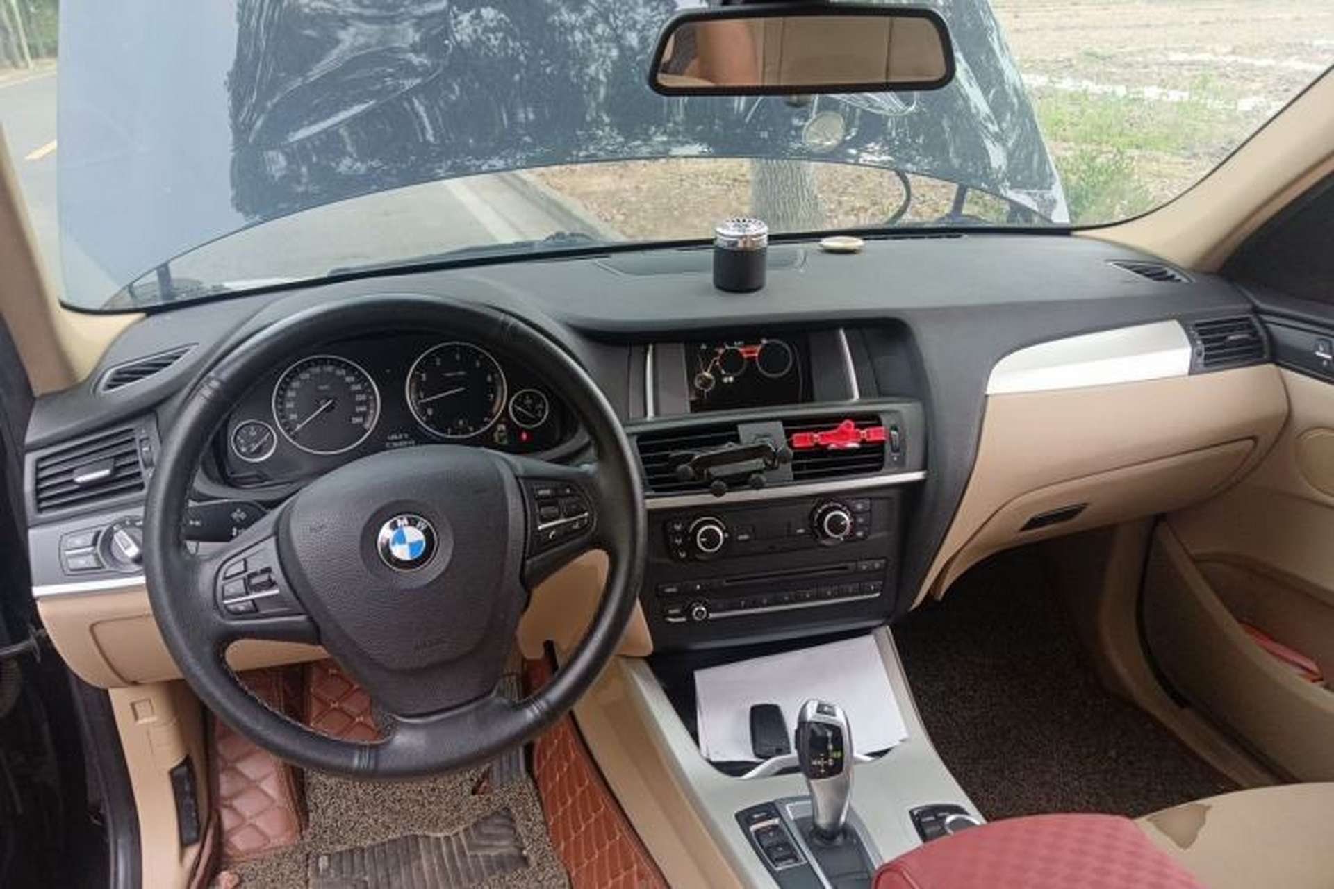 Used BMW X3 2016 sDrive20i Center Console