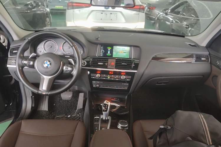 Used BMW X3 2016 xDrive20i M Sport Edition Center Console