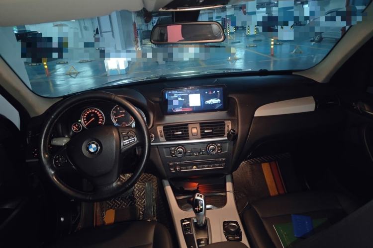 Used BMW X3 2016 sDrive20i Center Console