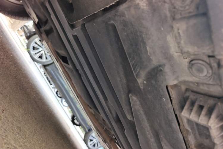Used BMW X3  Chassis Front Left