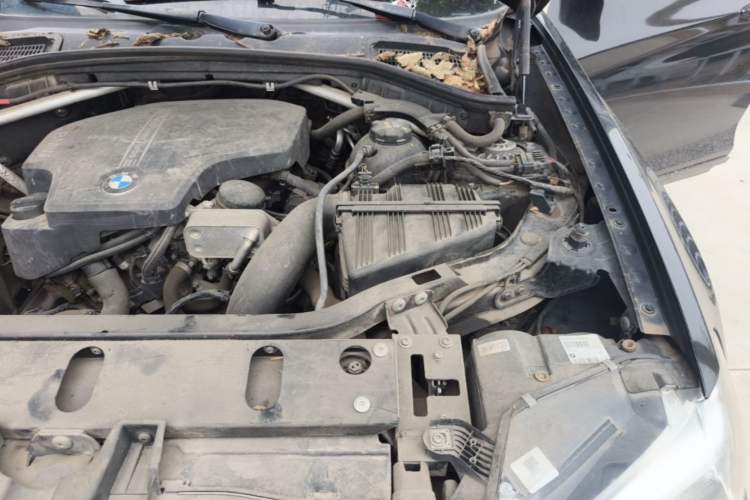 Used BMW X3 2016 sDrive20i Engine Bay Left