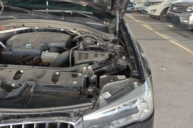Used BMW X3 2016 sDrive20i Engine Bay Left