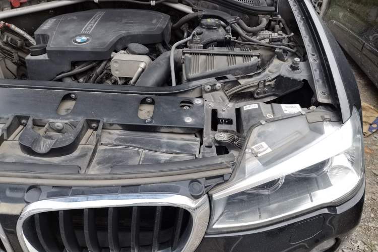 Used BMW X3 2016 sDrive20i Engine Bay Left
