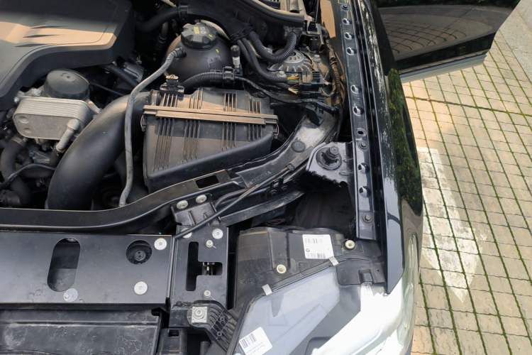 Used BMW X3 2016 xDrive20i M Sport Edition Engine Bay Left