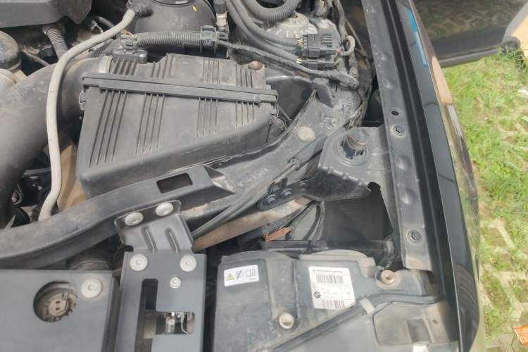 Used BMW X3 2016 sDrive20i Engine Bay Left