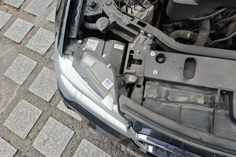 Used BMW X3 2016 xDrive20i M Sport Edition Engine Bay Right