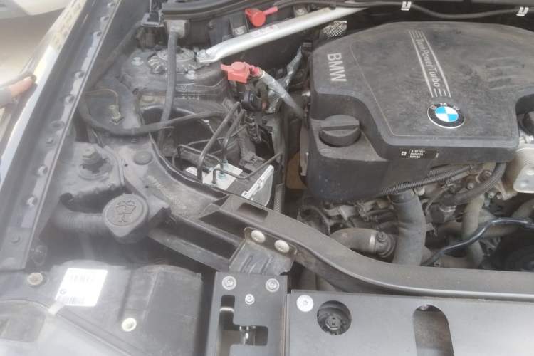 Used BMW X3 2016 sDrive20i Engine Bay Right