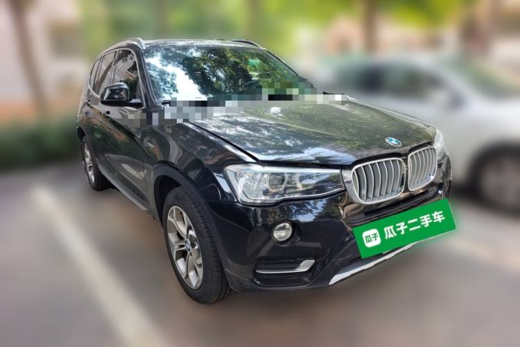 Used BMW X3  Front Right 45 Deg
