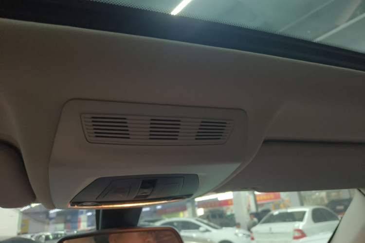 Used BMW X3 2016 sDrive20i Headliner