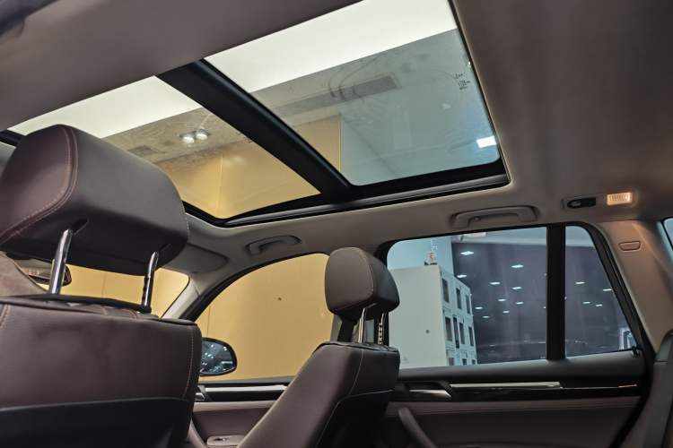 Used BMW X3 2016 xDrive20i M Sport Edition Headliner
