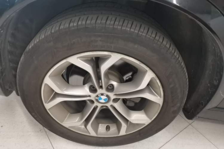 Used BMW X3 2016 xDrive20i M Sport Edition Left Front Wheel Hub