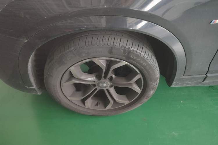 Used BMW X3 2016 xDrive20i M Sport Edition Left Front Wheel Hub