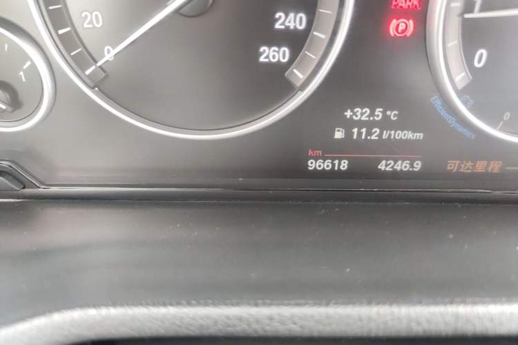Used BMW X3 2016 xDrive20i M Sport Edition Odometer Close Up