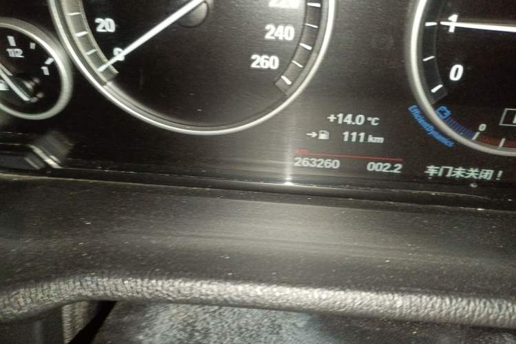 Used BMW X3 2016 sDrive20i Odometer Close Up
