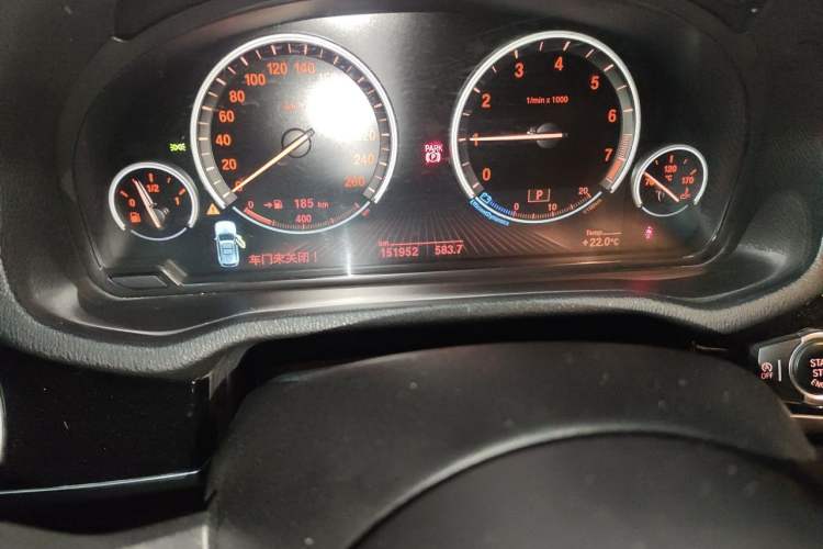 Used BMW X3 2016 xDrive20i M Sport Edition Odometer Close Up