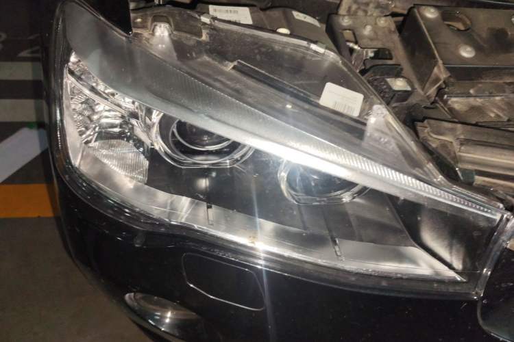 Used BMW X3 2016 sDrive20i Right Front Headlight