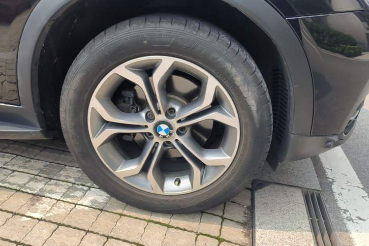 Used BMW X3 2016 xDrive20i M Sport Edition Right Front Wheel Hub