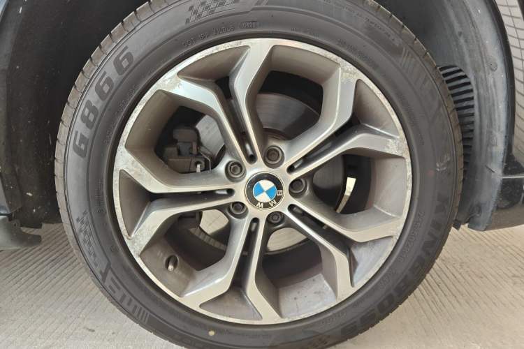 Used BMW X3 2016 xDrive20i M Sport Edition Right Front Wheel Hub