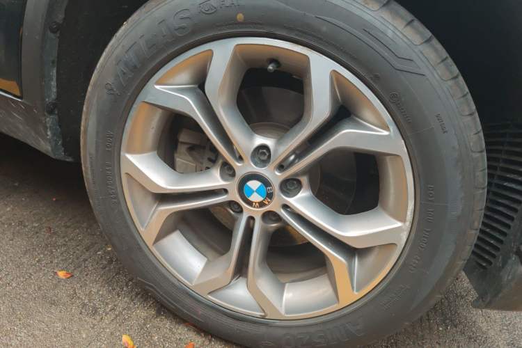 Used BMW X3 2016 xDrive20i M Sport Edition Right Front Wheel Hub