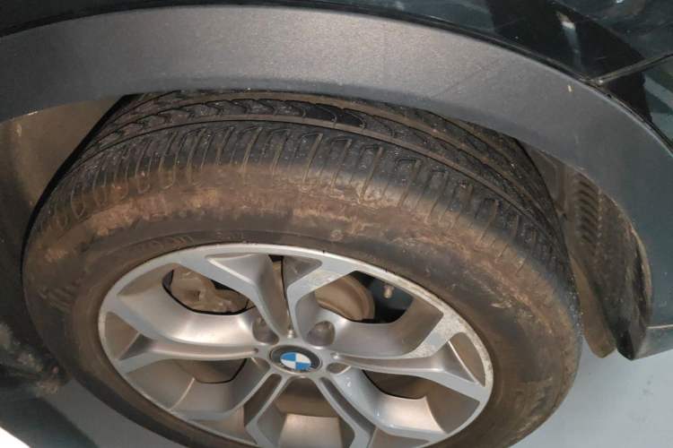 Used BMW X3 2016 sDrive20i Right Front Wheel Hub